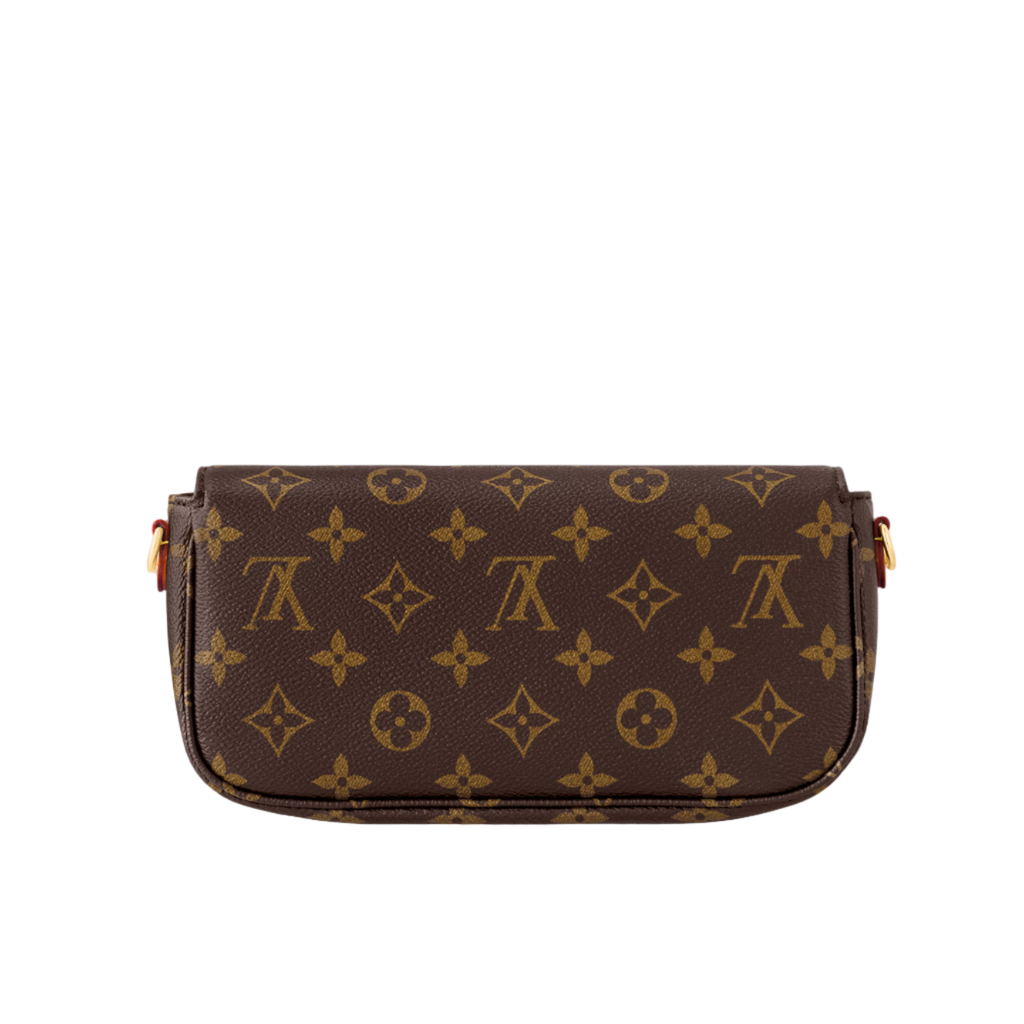 Chloéa Ivelle Chain Wallet